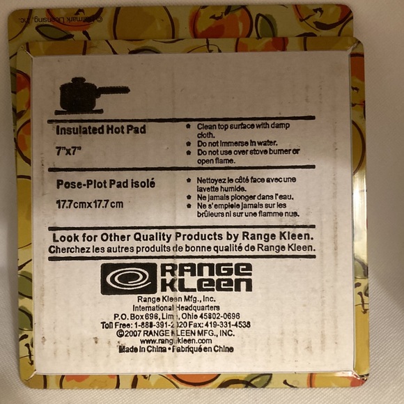PAIR OF 7” x 7” INSULATED HOT PADS by RANGE KLEEN VINTAGE FRUIT PATTERN - Picture 3 of 7